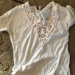 White top short sleeve